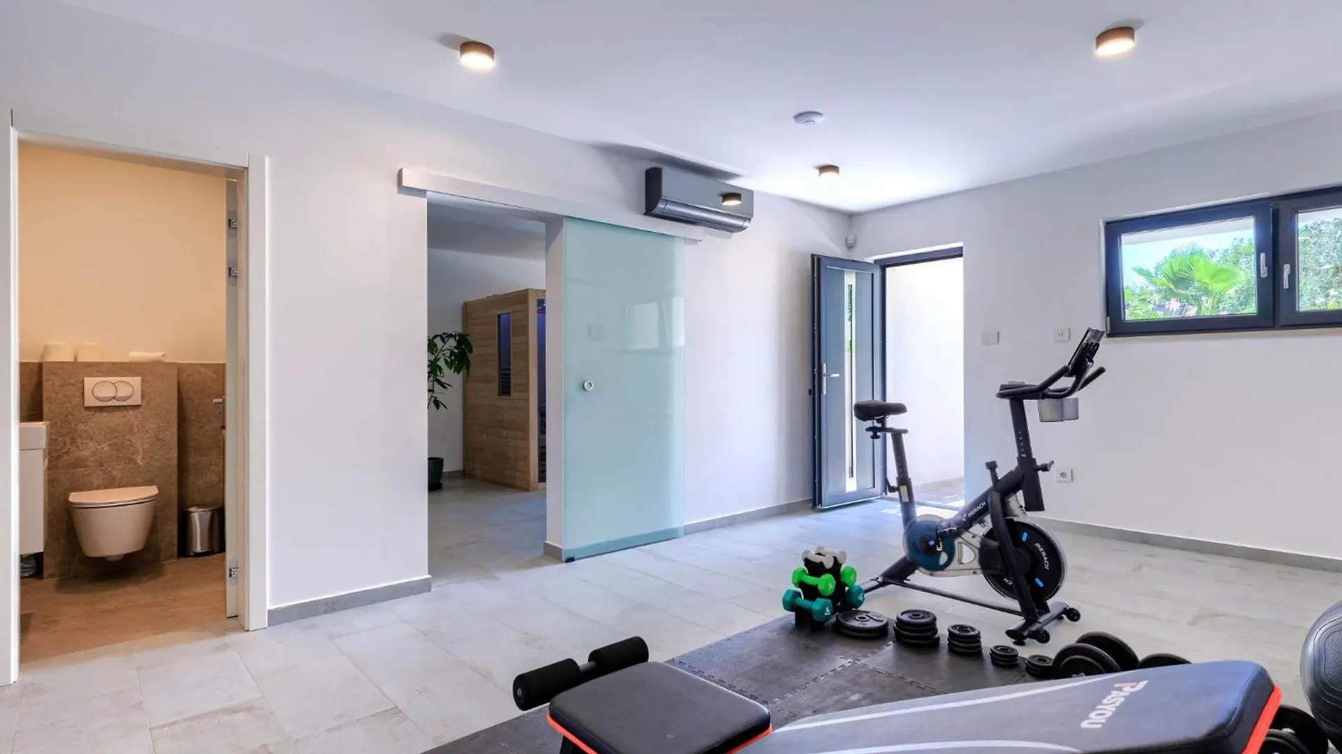 Villa Villa Sandro By Interhome Porec